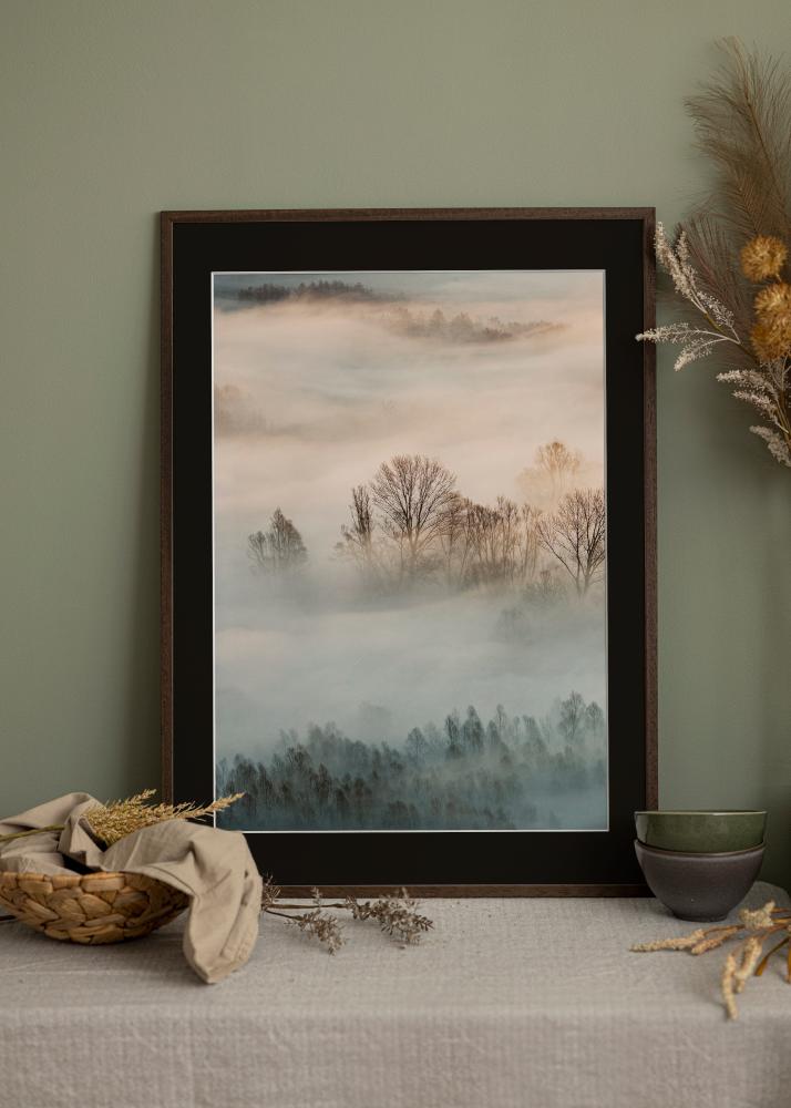 Cadre Edsbyn Noyer 18x18 cm - Passe-partout Noir 12x12 cm