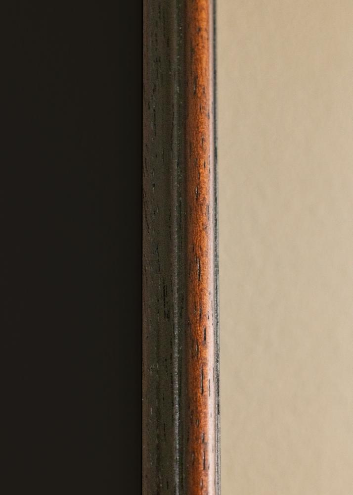 Cadre Horndal Noyer 24x30 cm - Passe-partout Noir 18x24 cm