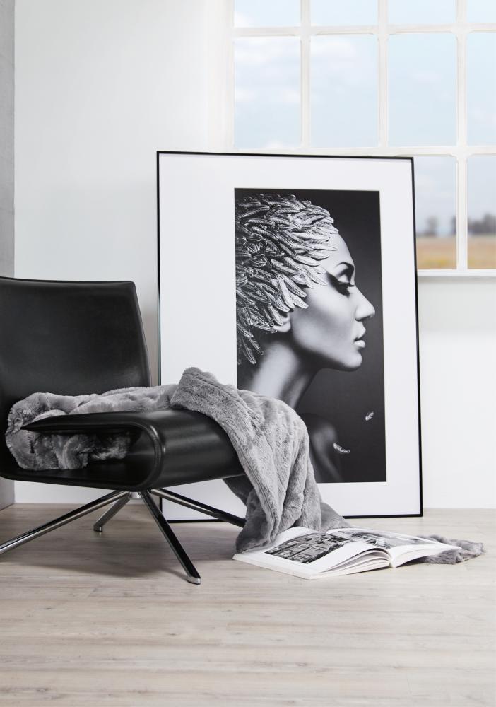 Cadre Nielsen Premium Alpha Brillant Noir 60x90 cm