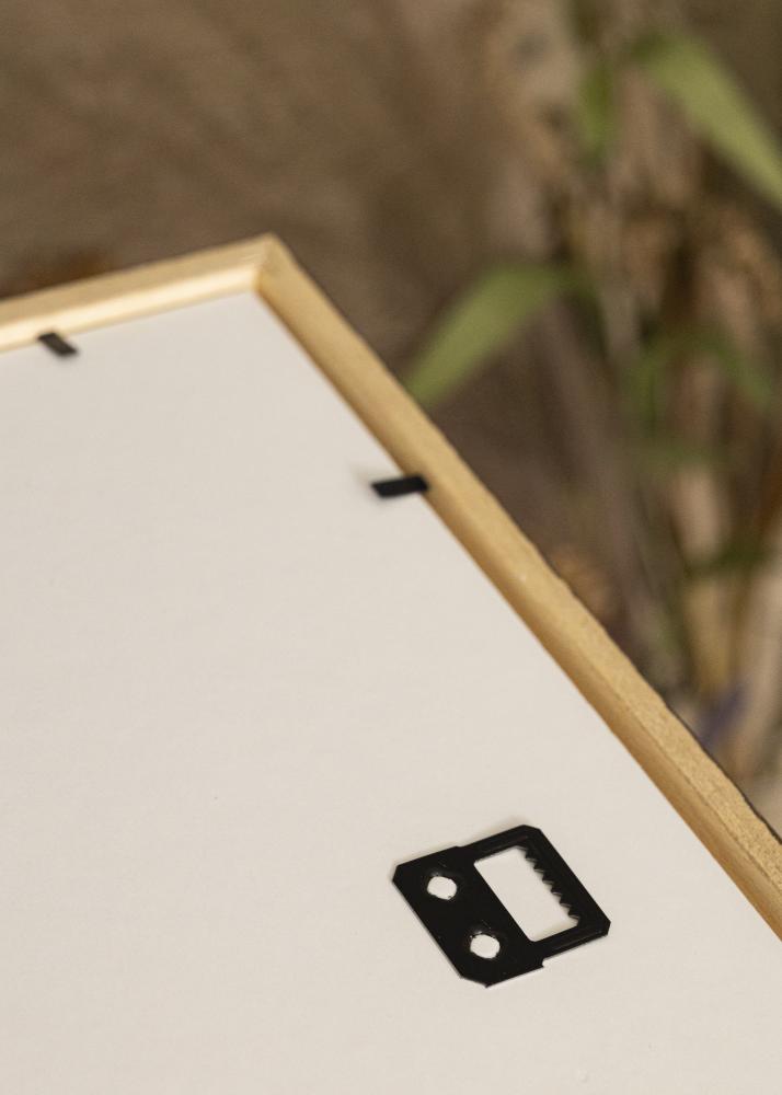 Cadre Edsbyn Noyer 30x40 cm - Passe-partout Noir 8x12 pouces