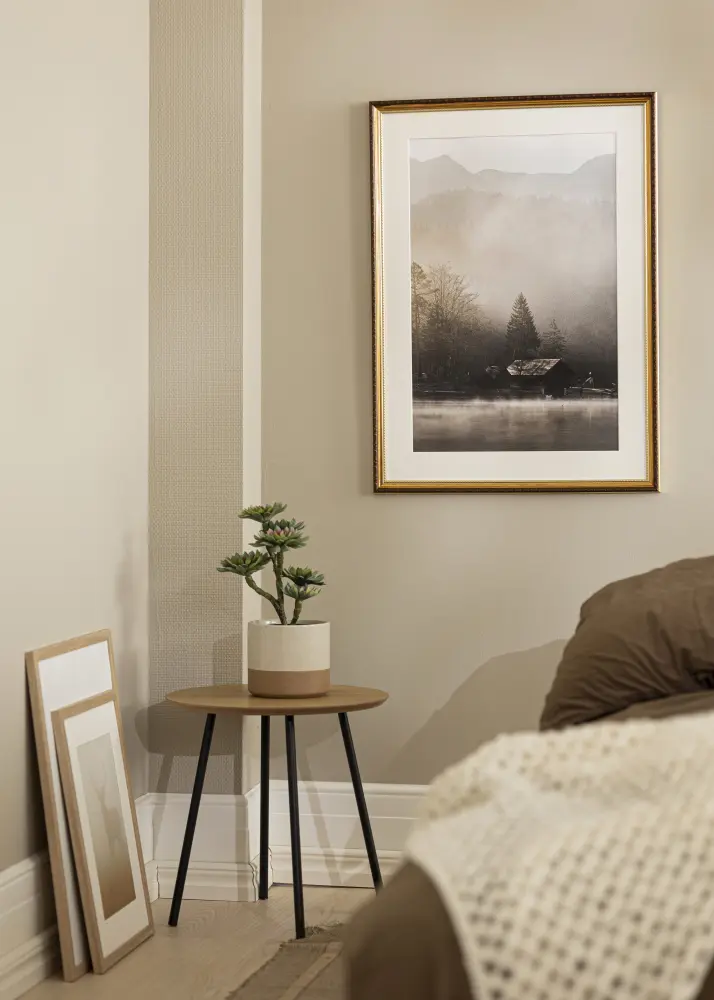 Cadre Abisko Or 70x100 cm - Passe-partout Blanc 60x90 cm