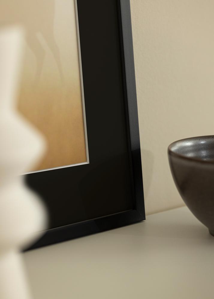 Cadre Edsbyn Noir 40x60 cm - Passe-partout Noir 32,9x48,3 cm