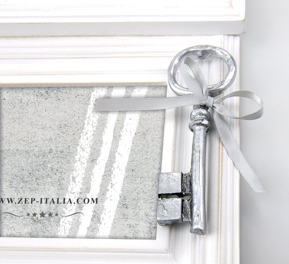 Astrid Cadre collage - 6 images