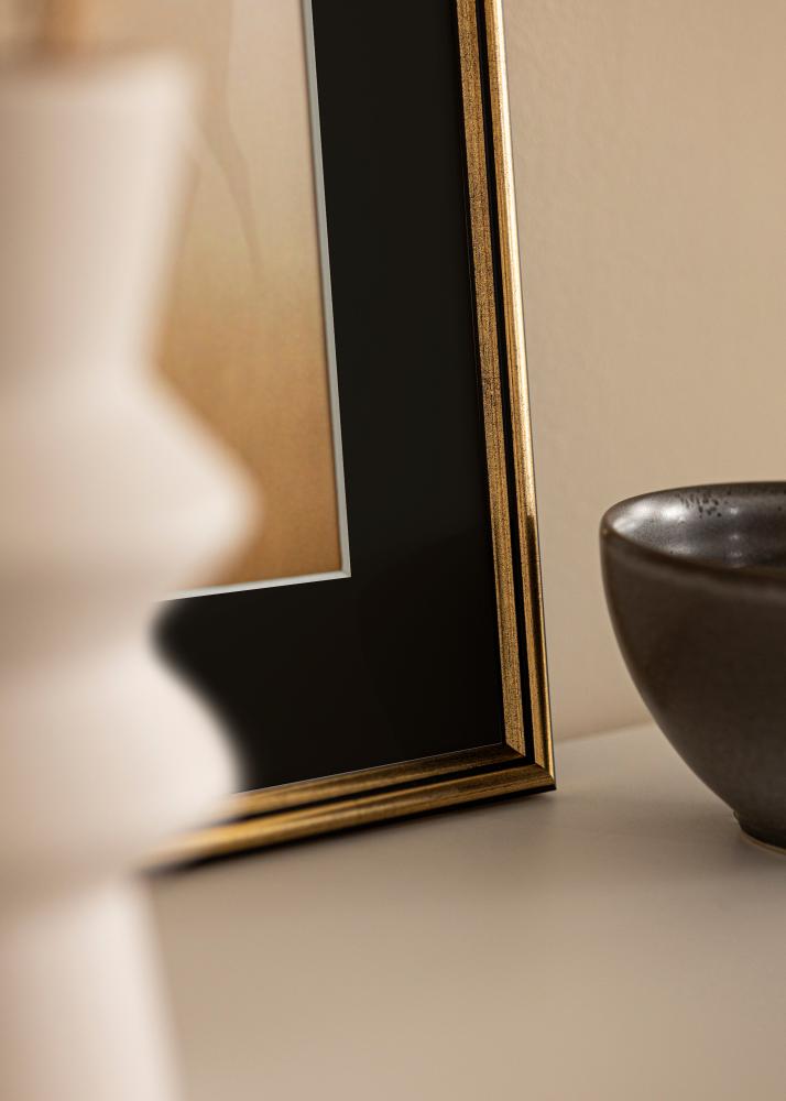 Cadre Horndal Or 24x30 cm - Passe-partout Noir 18x24 cm