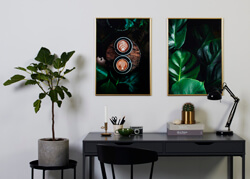 Les cadres dorés élégants conviennent à presque tous les motifs, que ce soit des posters ou des images personnelles